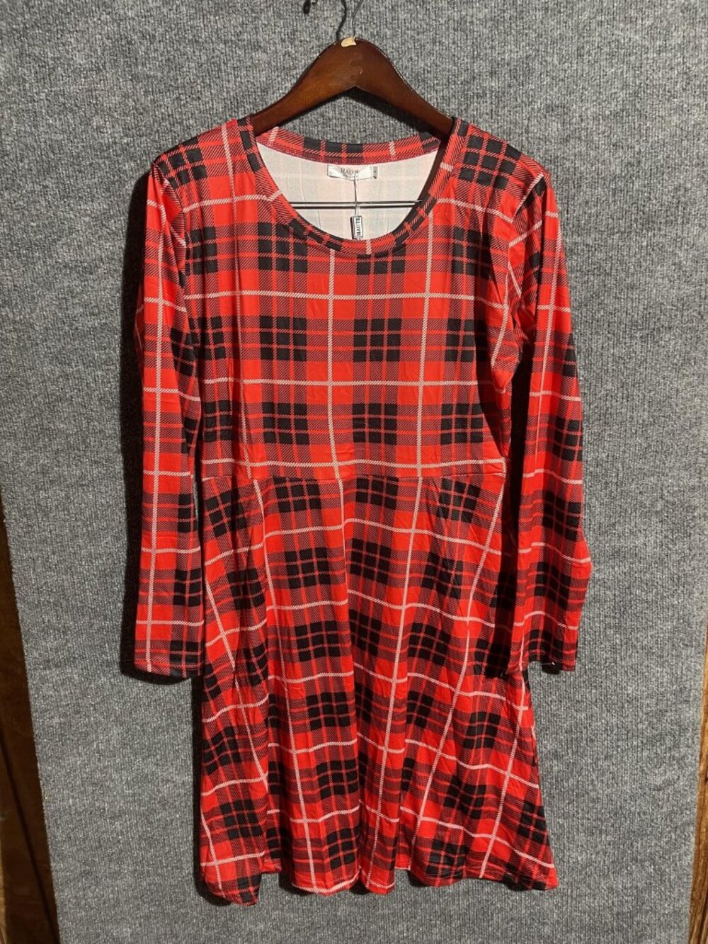 Haute Edition Dress Womens Large Red Plaid Knit Long Sleeve Swing Knee Length
